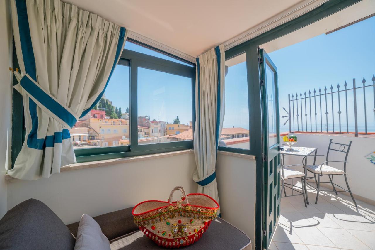 Ottaviano - Elegante Attico Vista Mare Apartamento