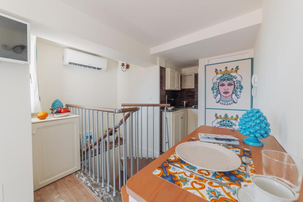 Ottaviano - Elegante Attico Vista Mare Apartamento *