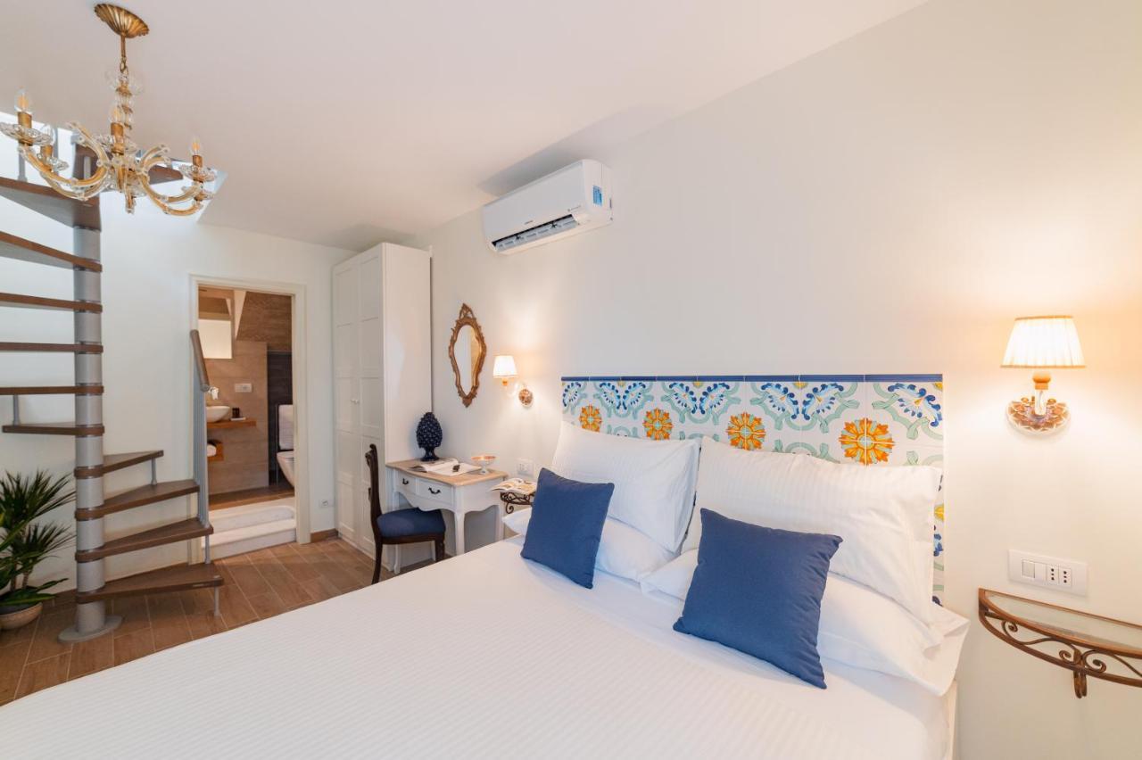 Ottaviano - Elegante Attico Vista Mare Apartamento